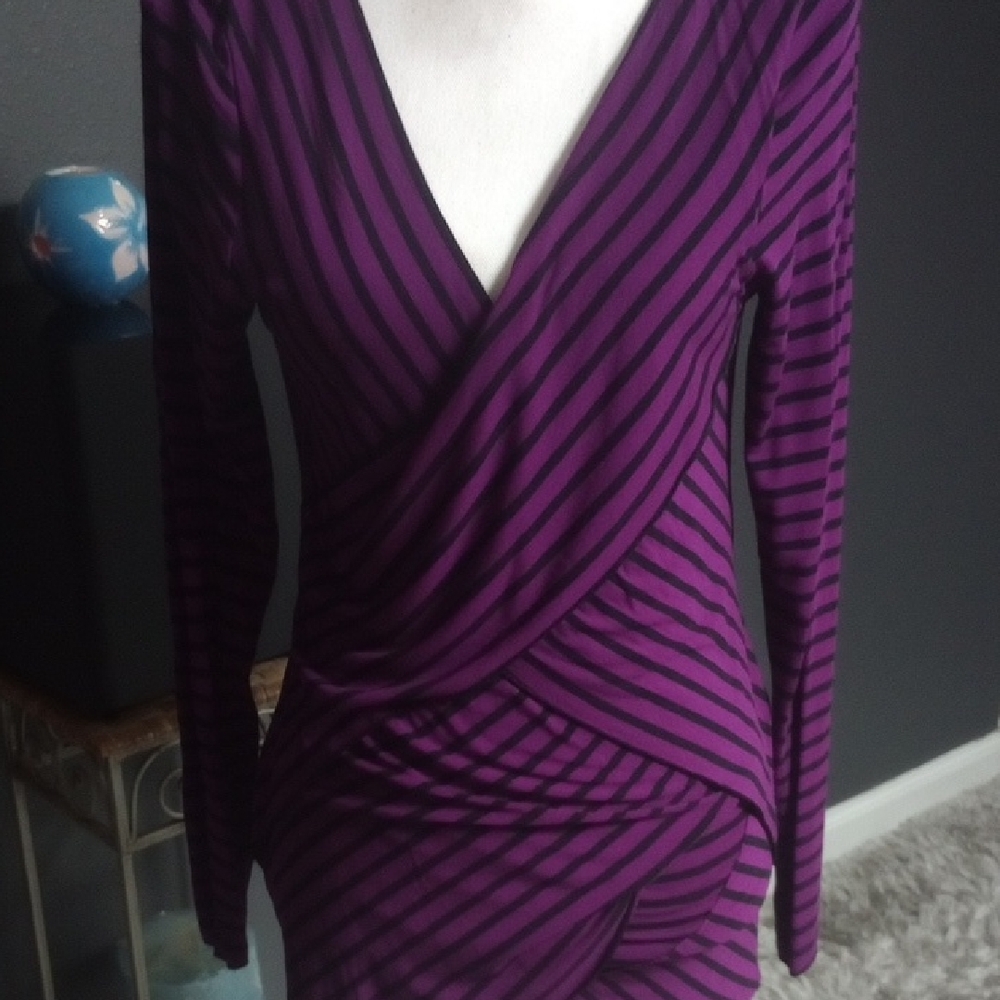 Vince Camuto Purple and Black Striped Long Sleeve Top